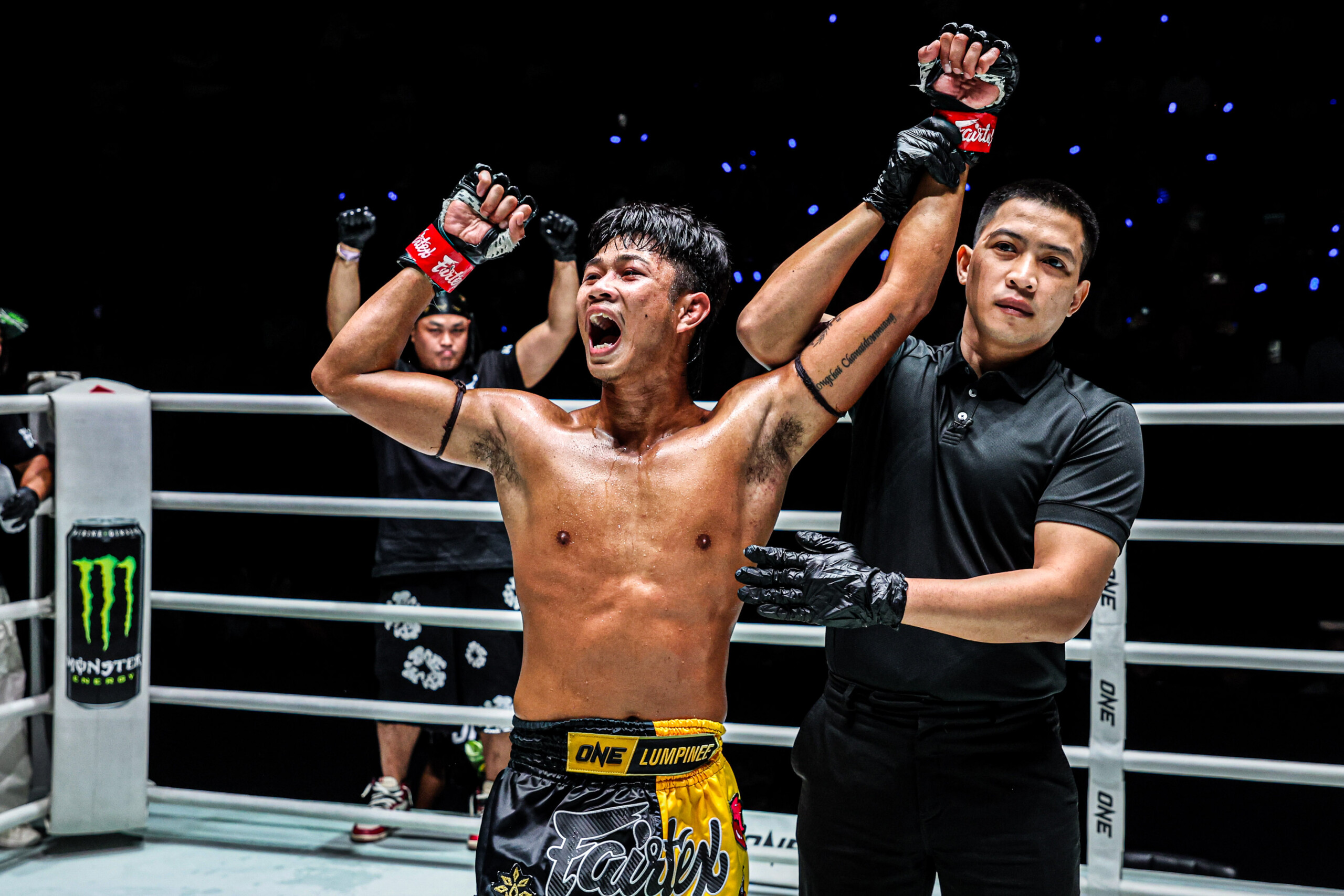 Kongchai Chanaidonmueang walks out for his fight against Walter Goncalves at ONE Friday Fights 125